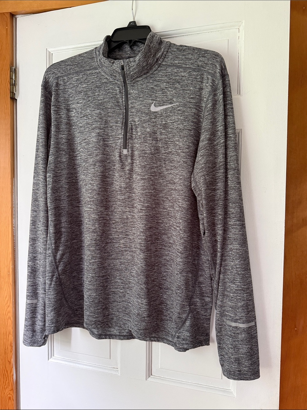 Nike Men's Gray Heather Quarter-Zip Athletic Pullover